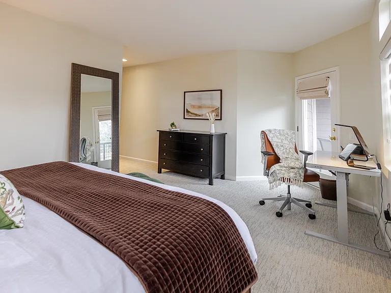 525 Swallowtail Ct — Photo 21