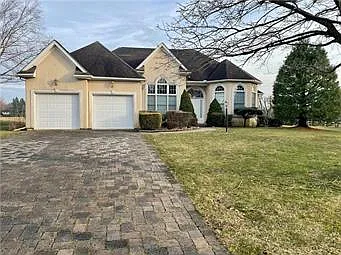 3952 Autumn Ridge Rd photo 1