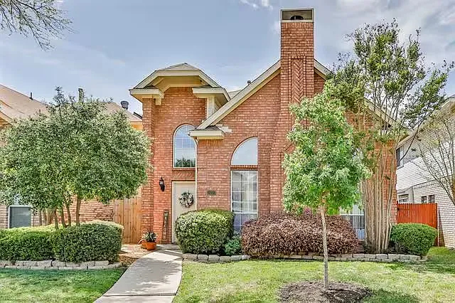 2223 Meadowstone Dr — Photo 1