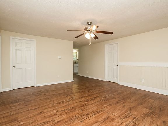 4th image of 5886 S Quail Dr