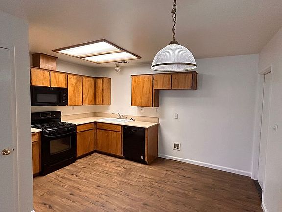 3rd image of 2610-2698 S Bright St #2630