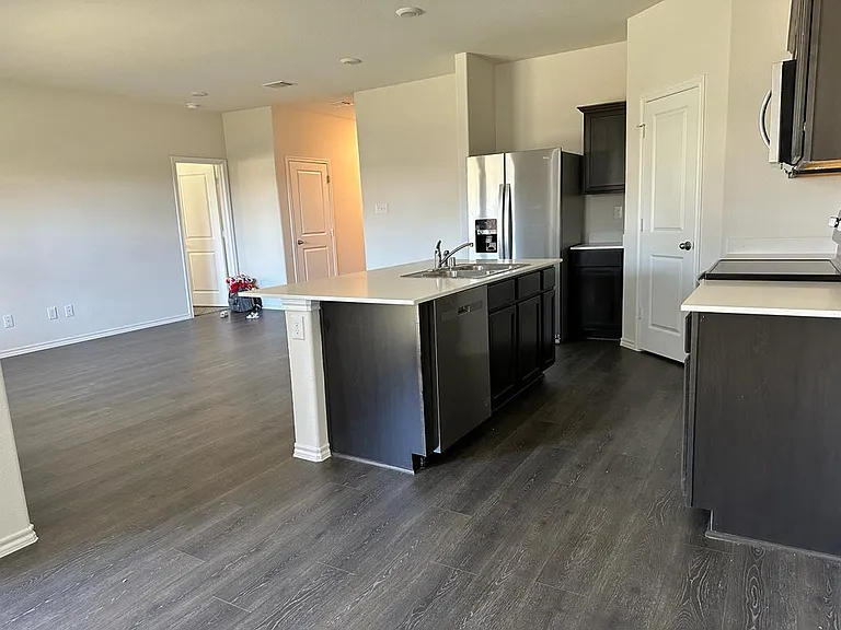 2312 Alamo Rd — Photo 1