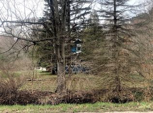 17677 144th Ave, Spring Lake, MI 49456