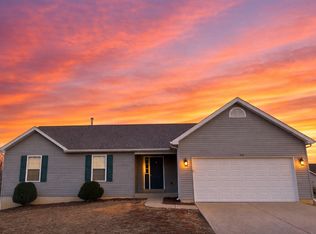 153 Sweetgum Dr, Troy, MO 63379