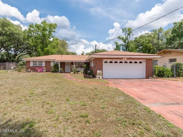 1839 SAMONTEE Road, Jacksonville, FL 32211