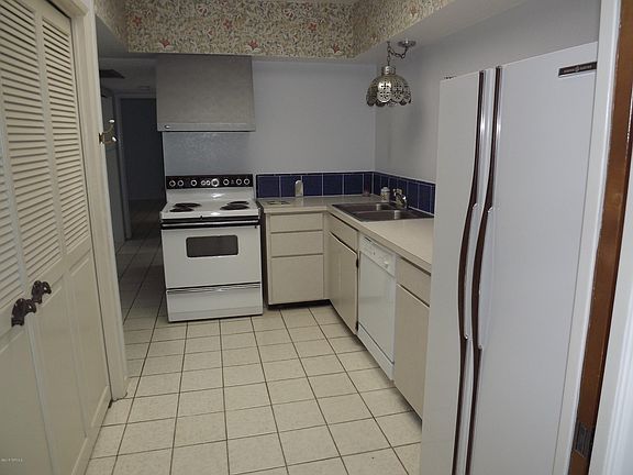 3rd image of 5247 N Tigua Dr