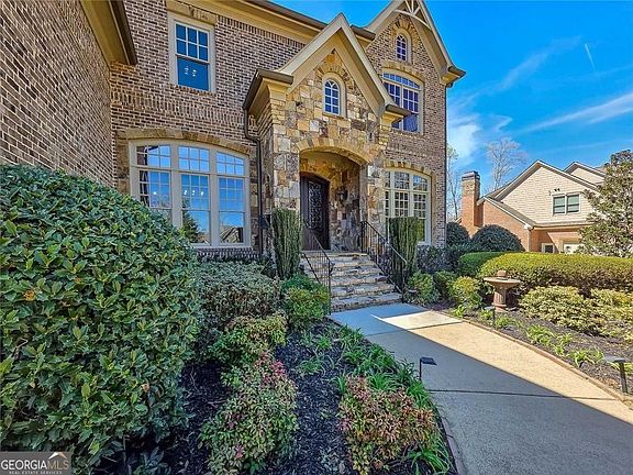 5th image of 1485 White Rose Ct NW