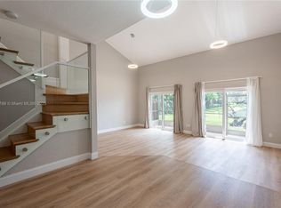 4291 S Pine Island Rd, Davie, FL 33328