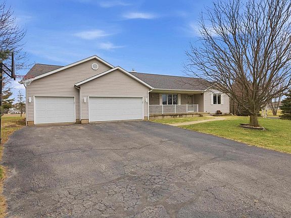 3rd image of 2734 Brooks Ridge Drive