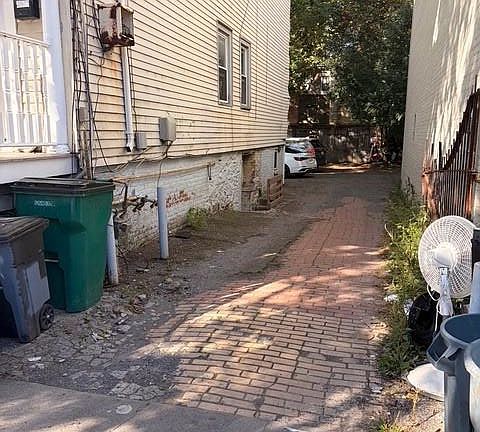3rd image of 51 Dubois Street