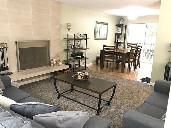 5th image of 17119 Meadowdale Dr