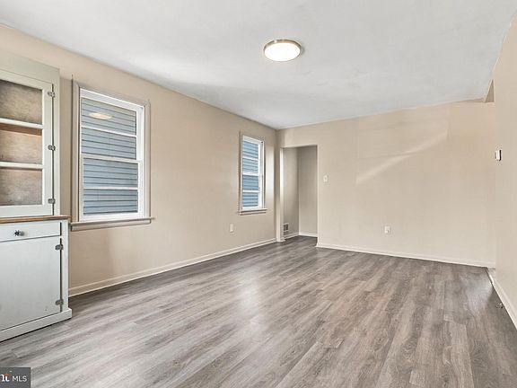 2nd image of 603 E Middle St