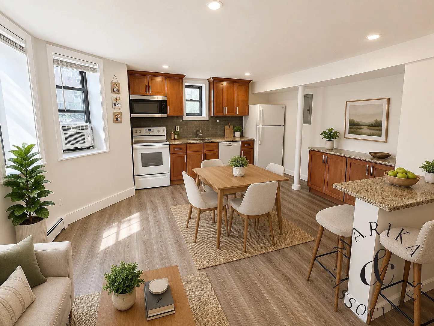 3 bed, 1.0 bath, 1030 sqft, $3,000 — Photo 2