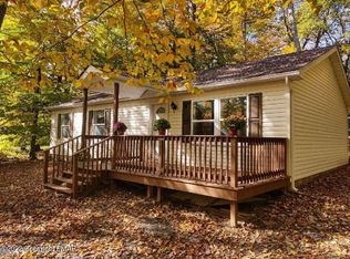 3145 Robert David Dr, Tobyhanna, PA 18466