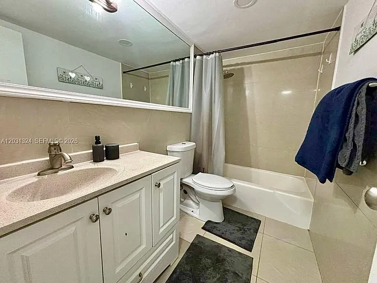 301 Golden Isles Dr #406 — Photo 11