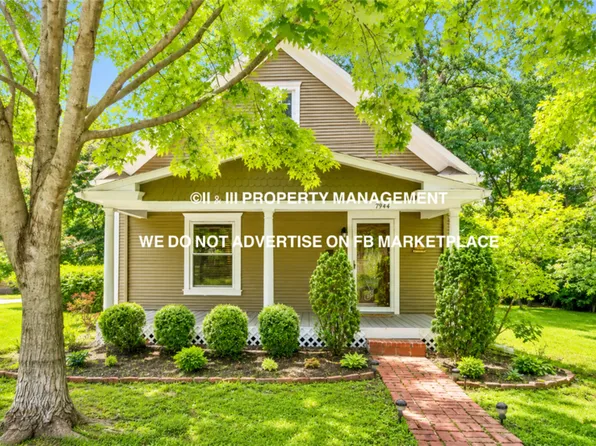 7944 Robinson St, Overland Park, KS 66204