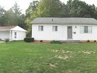 1st image of 819 Oak Park Dr
