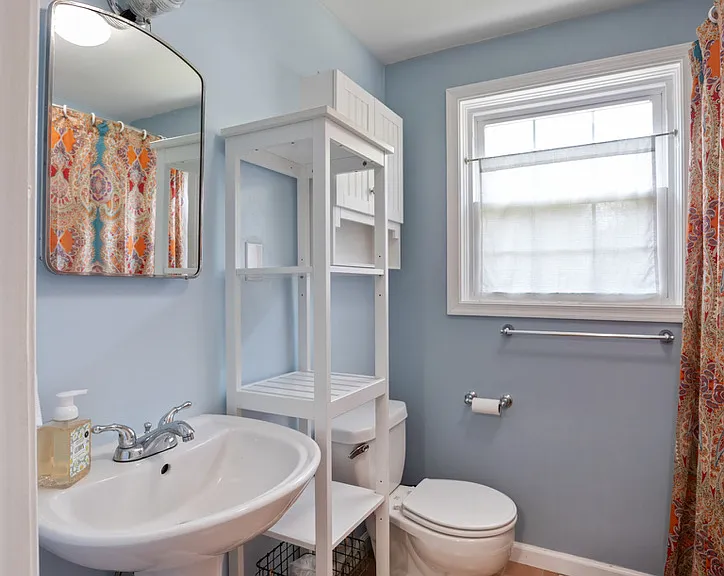 1322 Chesapeake St — Photo 7