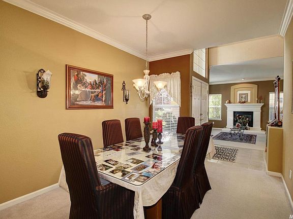 4th image of 325 Brennen Cir