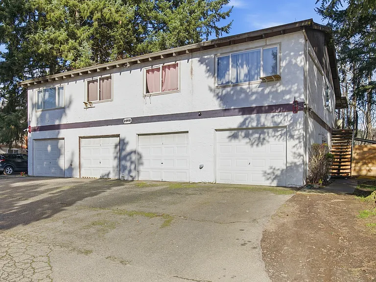 2308 O St NE — Photo 18