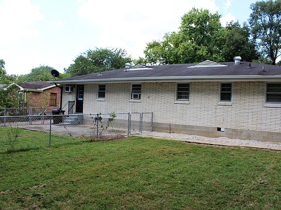 3rd image of 819 Gallavista Ave #B