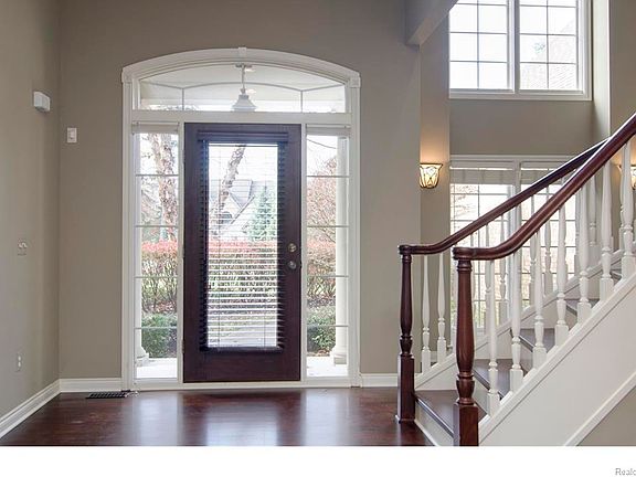 3rd image of 3360 Timberlake Dr