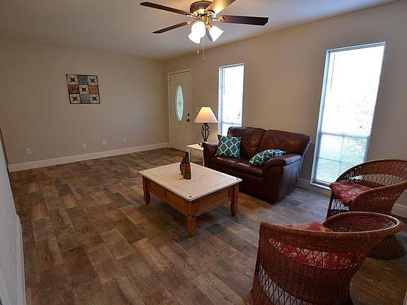 4th image of 213 Briar Cliff Dr