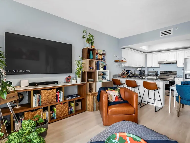 3500 Coral Way #Penthouse 111 — Photo 9