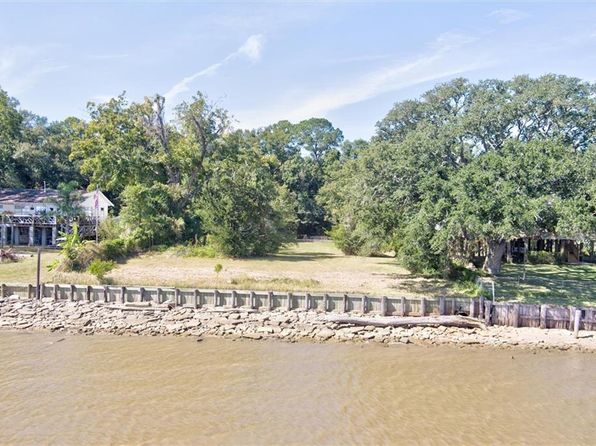 3919 Bay Front Rd, Mobile, AL 36605