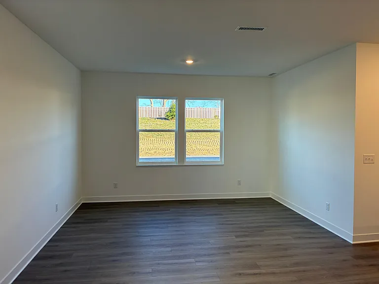 410 Monarch Ln — Photo 16