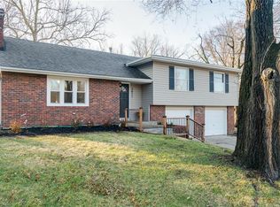 5611 NW Colrain Ave, Kansas City, MO 64151