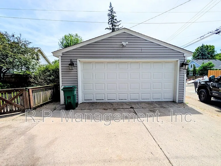 5122 36th Ave S — Photo 4