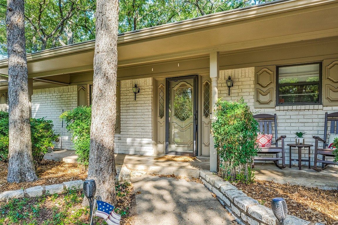 1800 Woodbrook St, Denton, TX 76205 MLS 20389162 Zillow