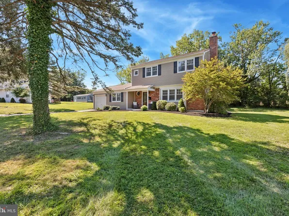 4 Cardinal Dr, Plymouth Meeting, PA 19462