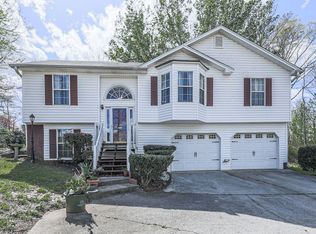 107 Cottonwood Loop, Dallas, GA 30132