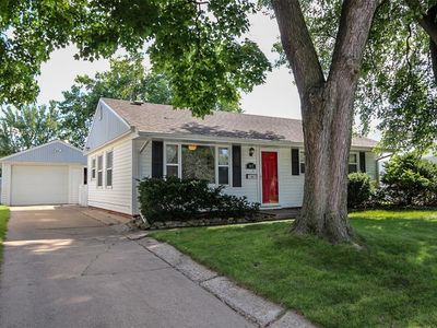1607 10th Ave SW, Cedar Rapids, IA, 52404