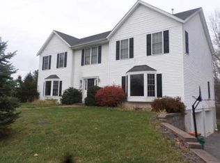 15 Alex Way, Poughkeepsie, NY 12603