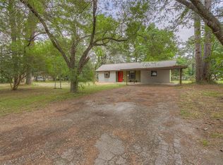63 Gazebo St, Huntsville, TX 77340