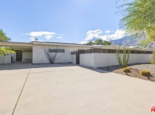 1055 E Racquet Club Rd, Palm Springs, CA 92262