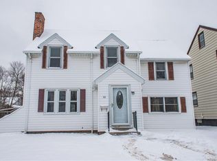30 Westmoreland Dr, Rochester, NY 14620