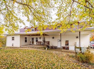 556 Potts Rd, Hookstown, PA 15050