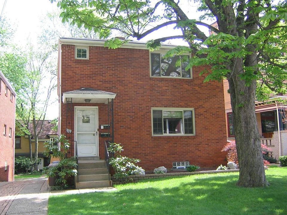 Front of duplex.