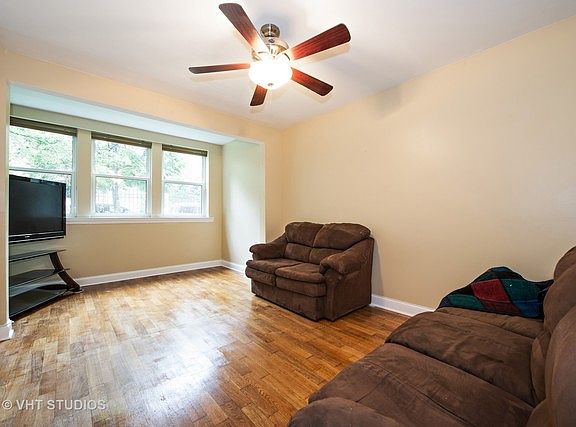 2nd image of 4223 N Richmond St APT G