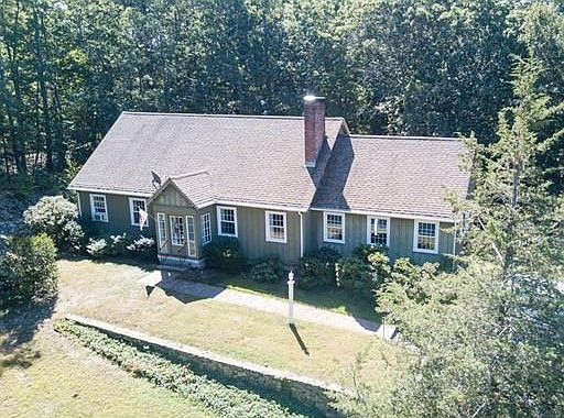 1st image of 11 Herrick Dr