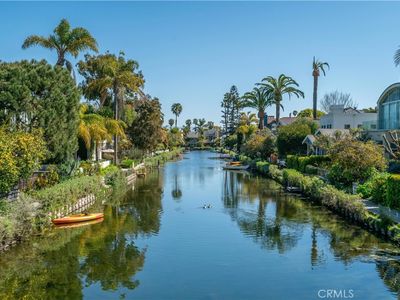 405 Howland Canal, Venice, CA, 90291