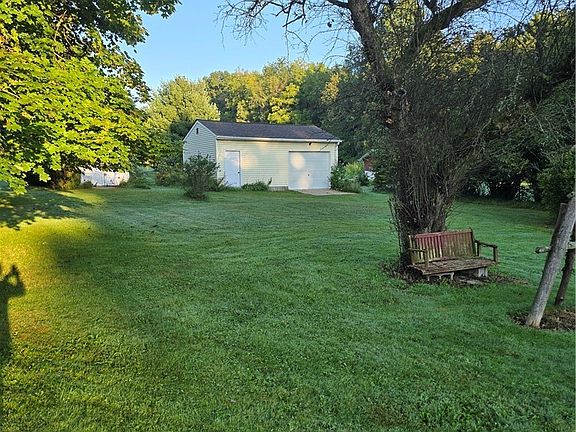 4th image of 2894 Rich Rd