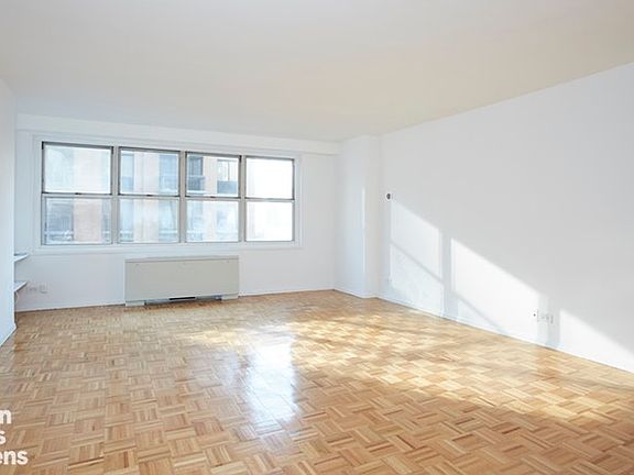 2nd image of 155 W 68th St APT 1604