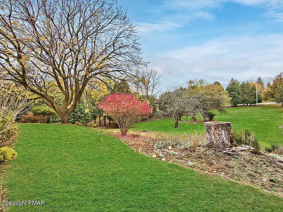 1202 Chipperfield Dr, Stroudsburg, PA 18360 Zillow