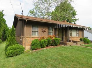 111 Highland Dr, Leechburg, PA 15656