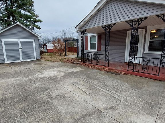 4th image of 2001 Highland Ave